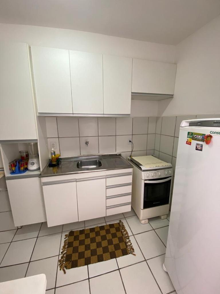 Apartamento Residencial Jardim Feitosa Bloco 4 Apto 201 *